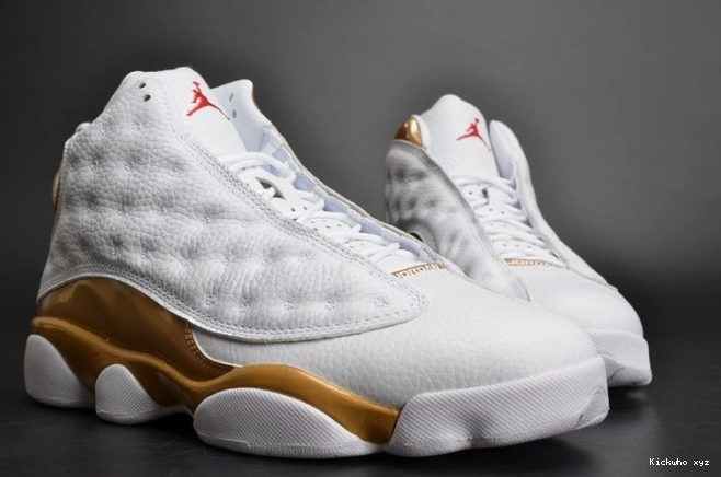 white JORDAN RETRO 414571-135 MOMENTS
